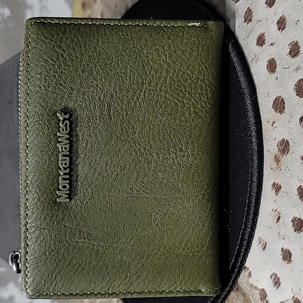MWC - 421DGN Sm/Medium Wallet